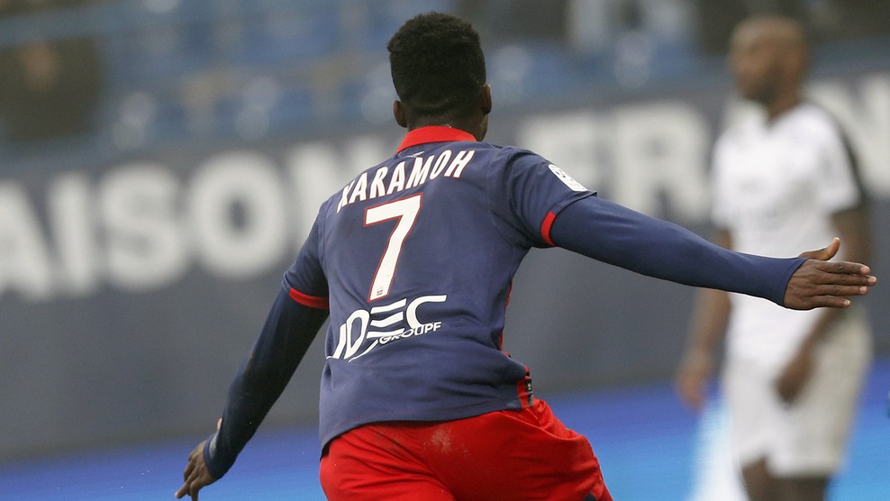 包含卡昂主场被逆转，积分继续滑落的词条