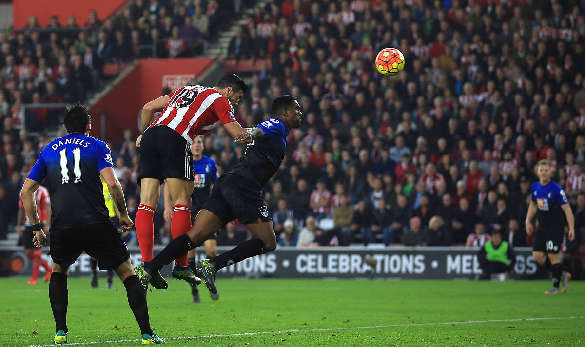 埃瓦尔在主场战平对手,保持不败 埃瓦尔在主场战平对手,保持不败