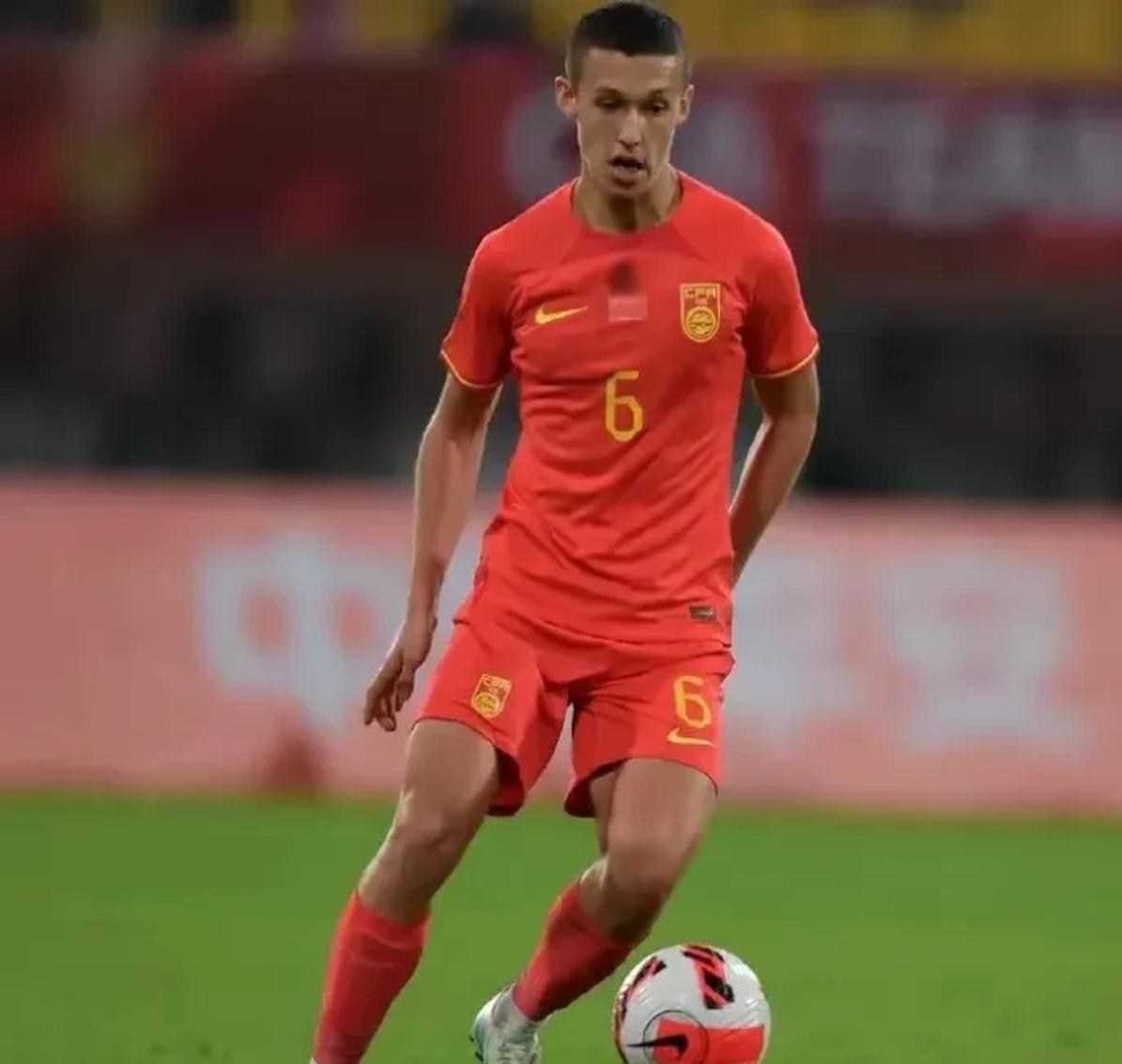 杏彩体育平台-荷兰队表现稳健，成功挺进下一轮