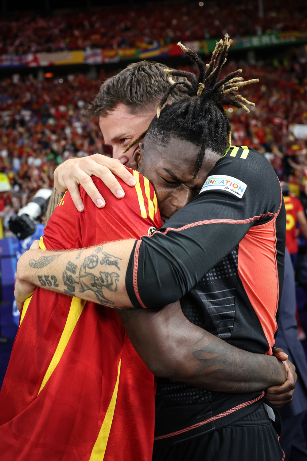 杏彩体育官方登录入口-欧锦赛预选赛：西班牙队客场击败葡萄牙队