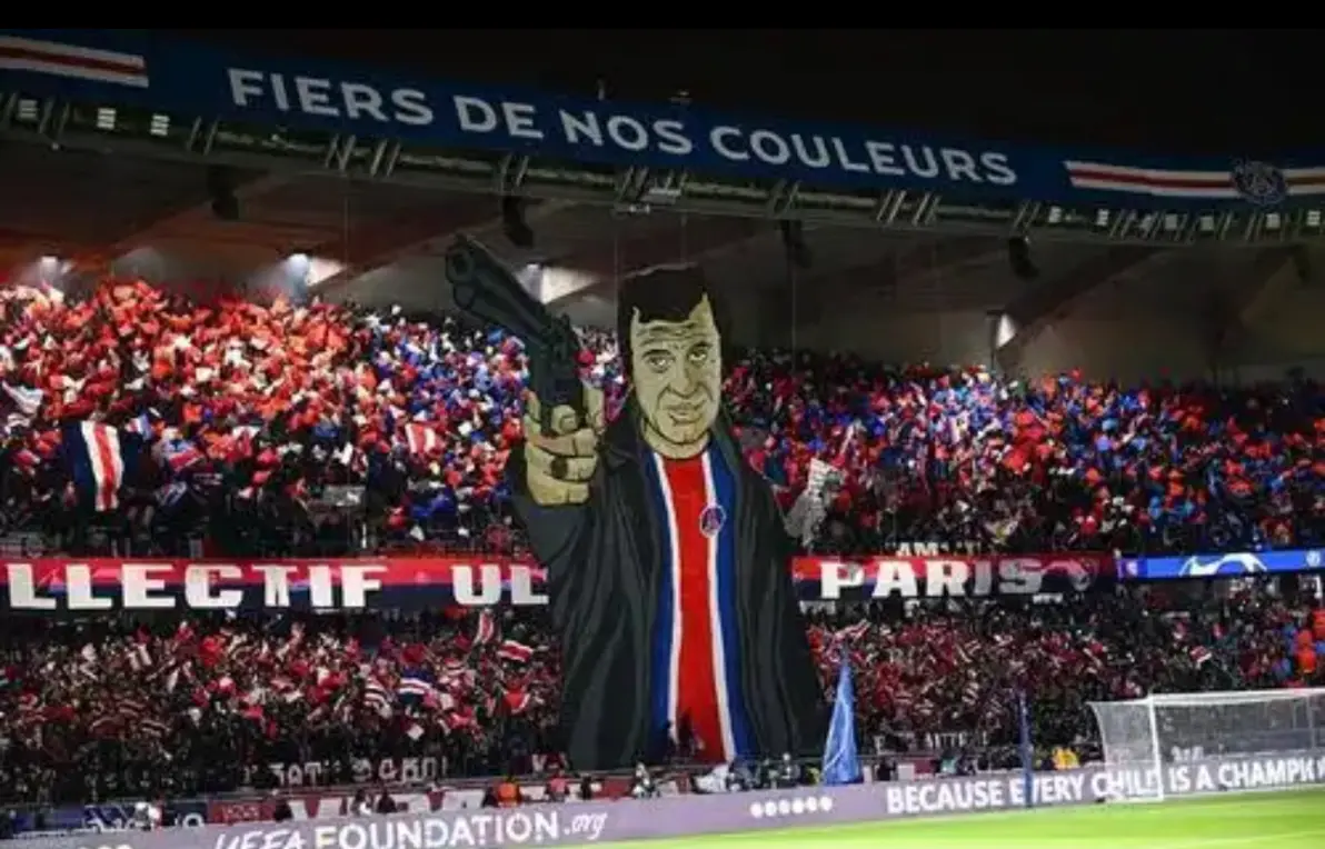 杏彩体育app下载-巴黎圣日耳曼主帅下课，俱乐部危机重重