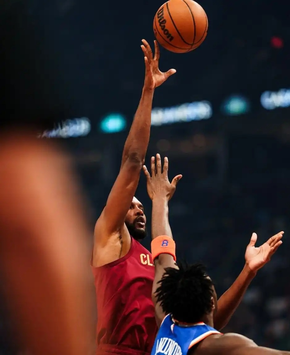 杏彩体育平台-尼克斯逆转对手，兰德尔率众奇才成功晋级