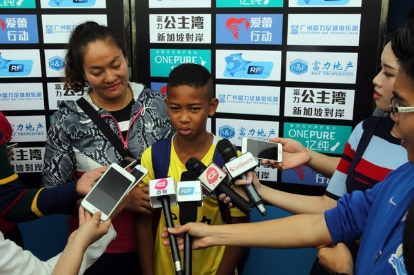 杏彩体育下载-关于广州富力中场精神抖擞，全力备战的信息