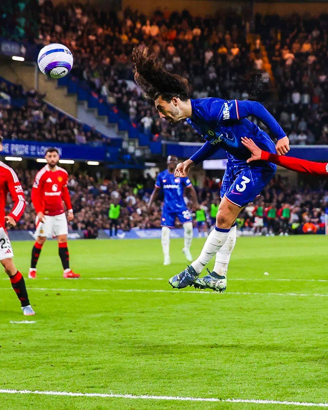 包含巴黎失利却收获关键进球伤病阻挡前行道路的词条