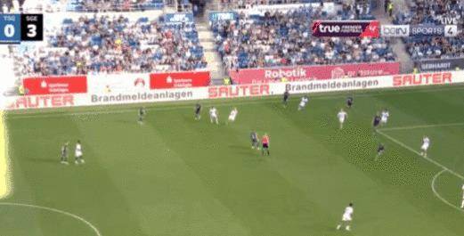 奥格斯堡客场出击,逼平对手挺进积分榜前列 奥格斯堡客场出击,逼平对手挺进积分榜前列