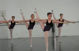 杏彩体育官网入口-基本功扎实！拉科鲁尼亚落后翻盘