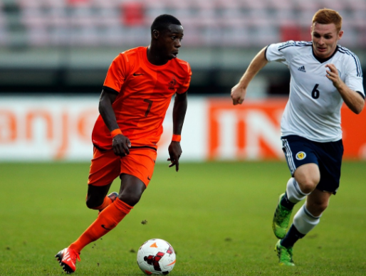 杏彩体育链接-梅斯主场获胜，积分榜上升