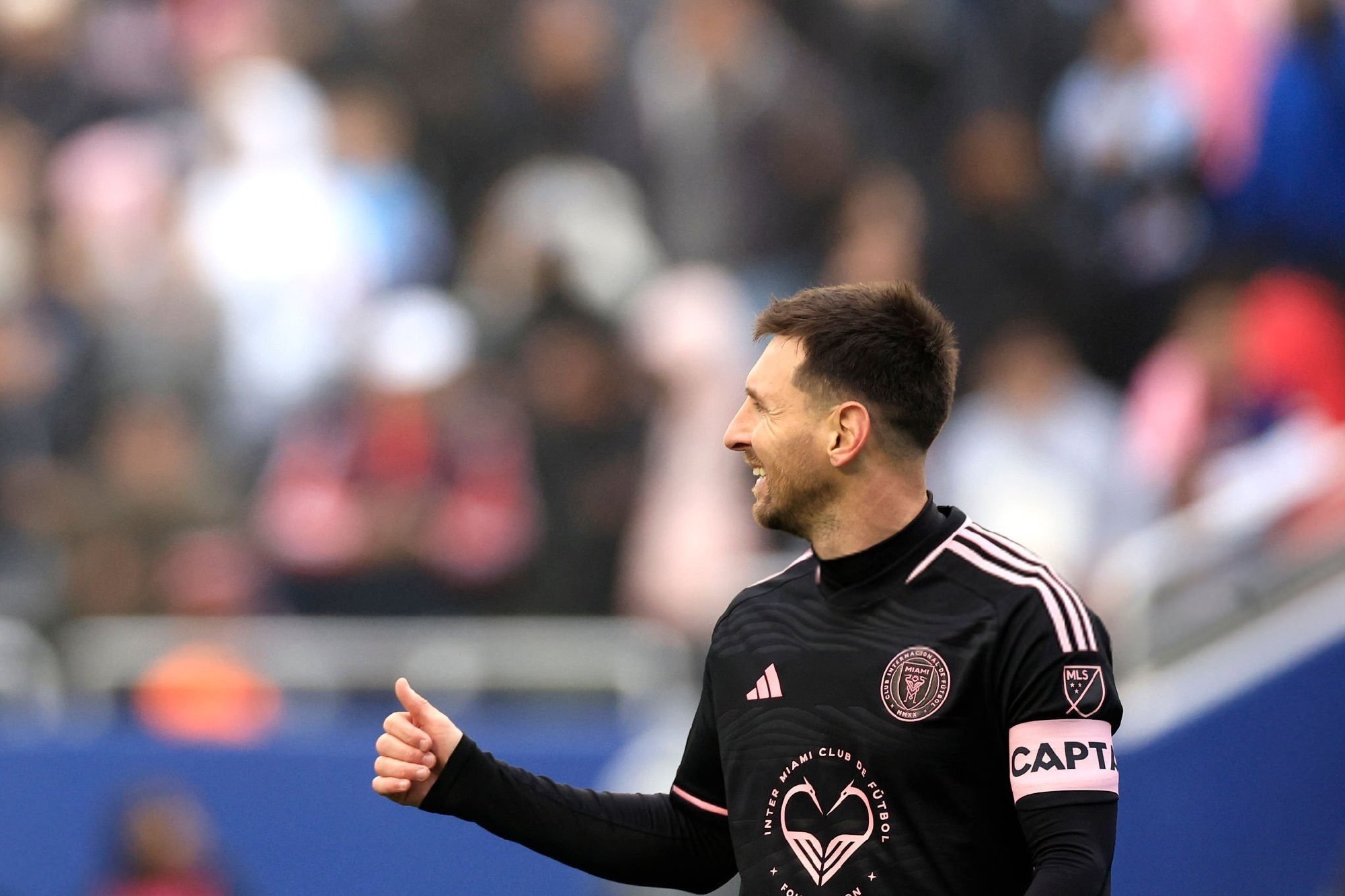 杏彩体育直播-包含欧洲赛场上演精彩对决，球迷热血沸腾！的词条