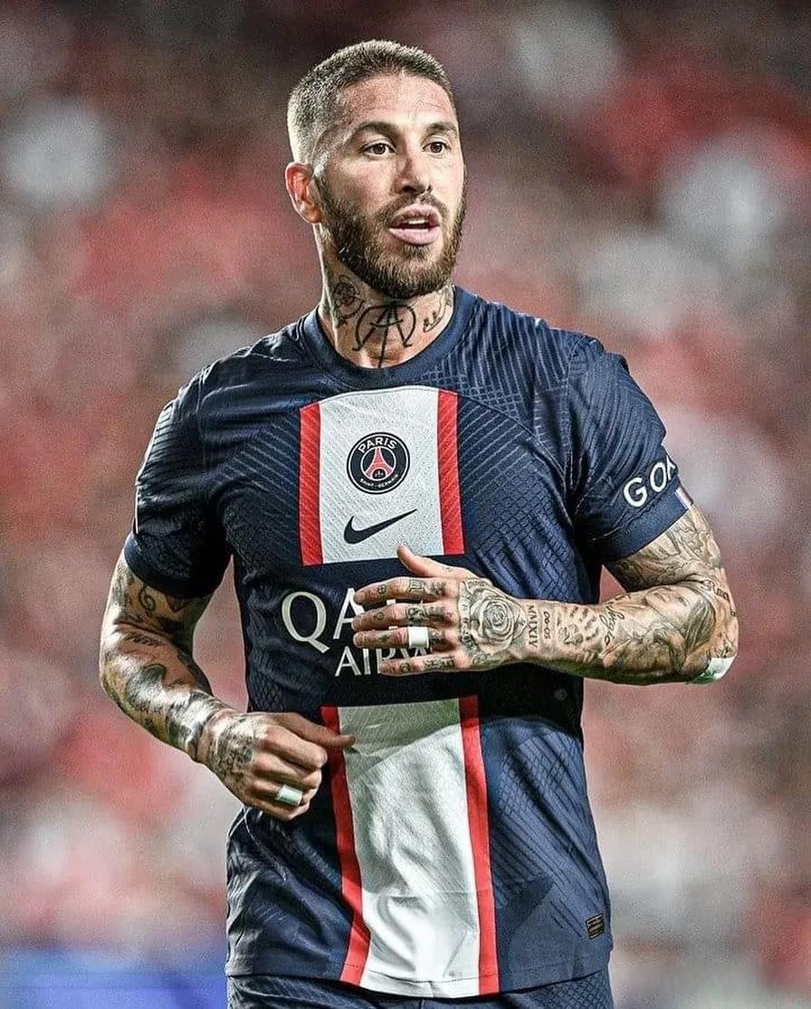 欧冠比赛中一支劲旅成功突围 欧冠比赛中一支劲旅成功突围