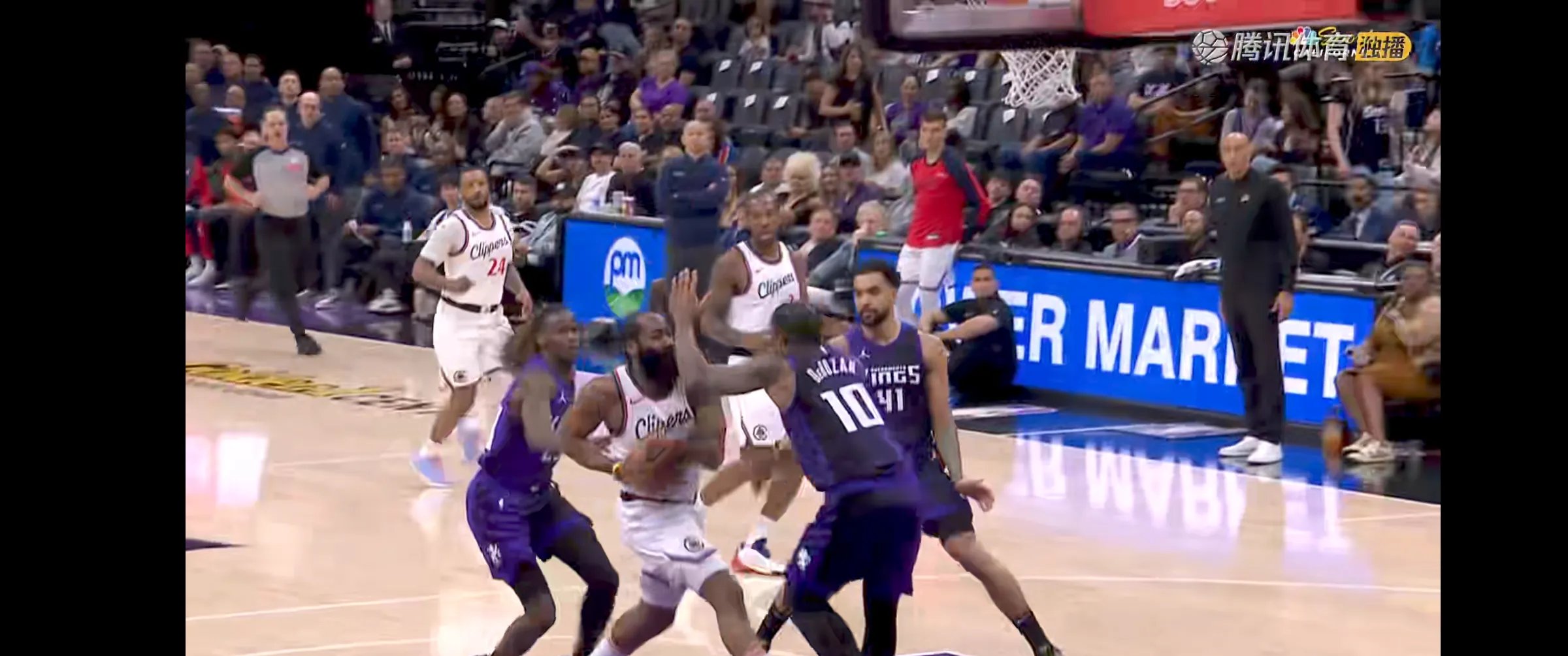 关于快船客场负于国王,遭遇三连败!的信息 关于快船客场负于国王,遭遇三连败!的信息