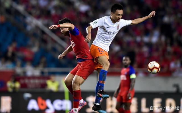 关于重庆斯威客场不敌山东鲁能，小组末位难逃的信息