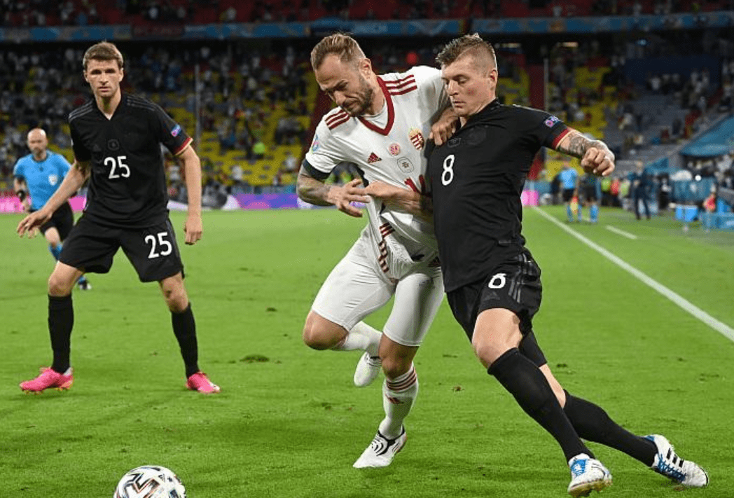 关于德国国家队实力抢眼欧洲杯外围赛晋级决赛圈的信息 关于德国国家队实力抢眼欧洲杯外围赛晋级决赛圈的信息